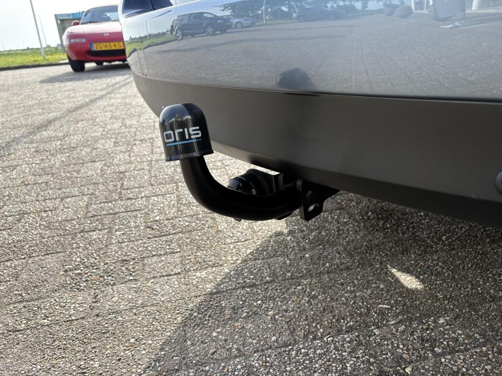 Mazda 6 sportbreak 2.0 hp gt-m trekhaak leren bekleding