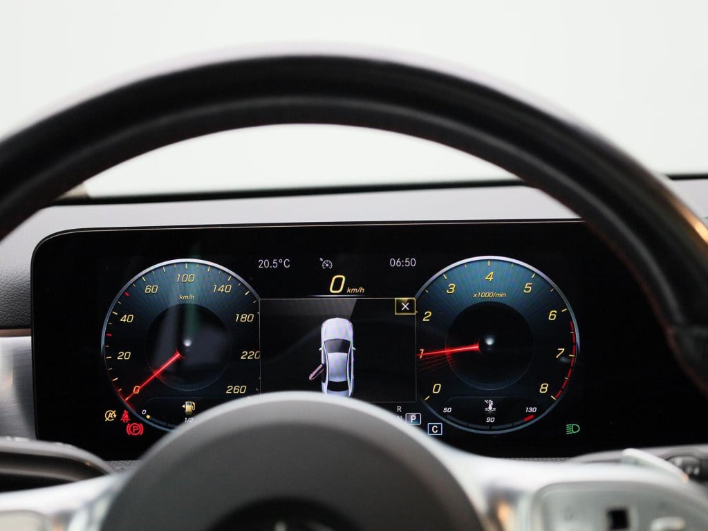 Mercedes-Benz A-Klasse 180 business solution amg | automaat | lmv | panoram