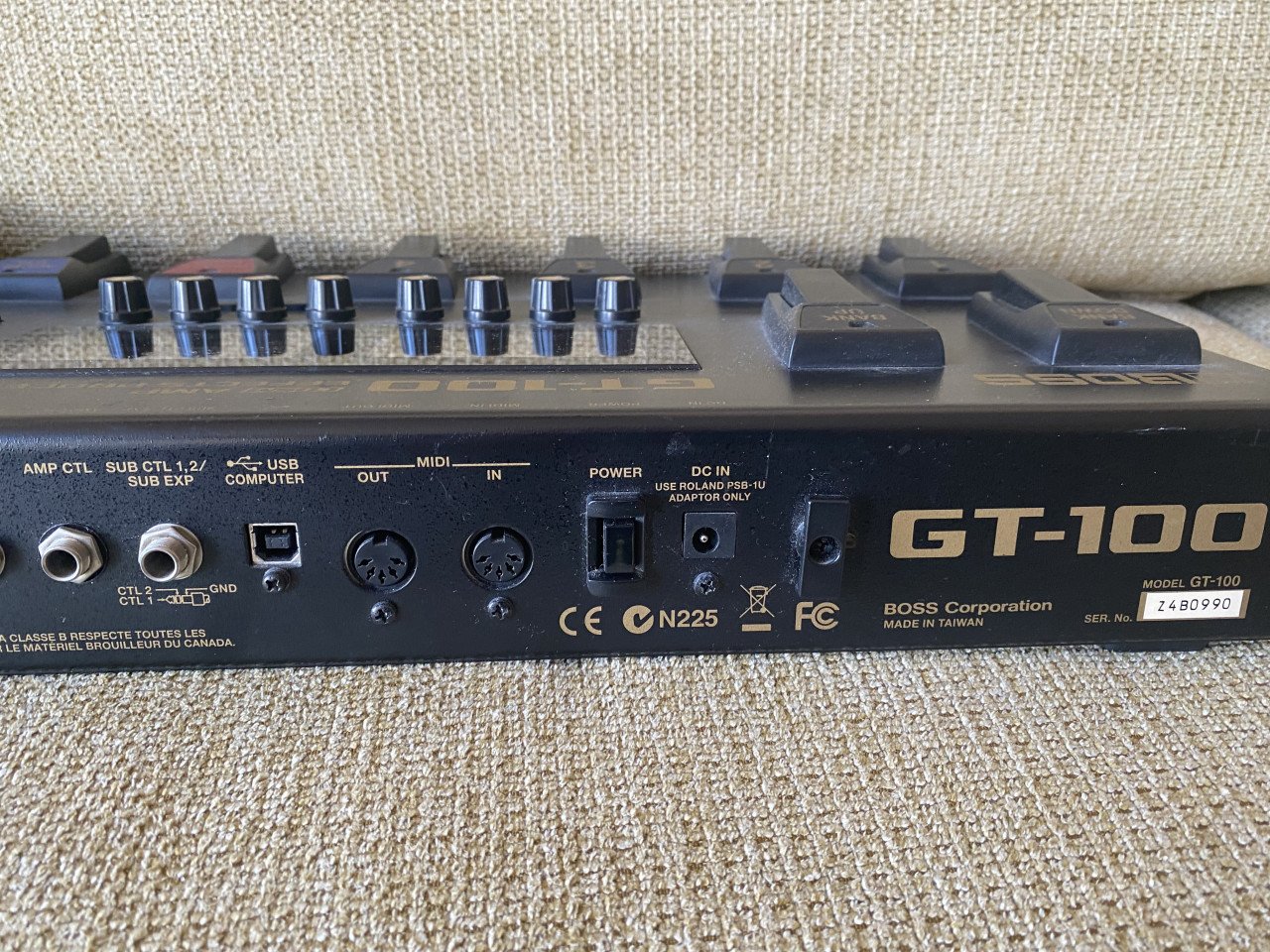 Boss GT100
