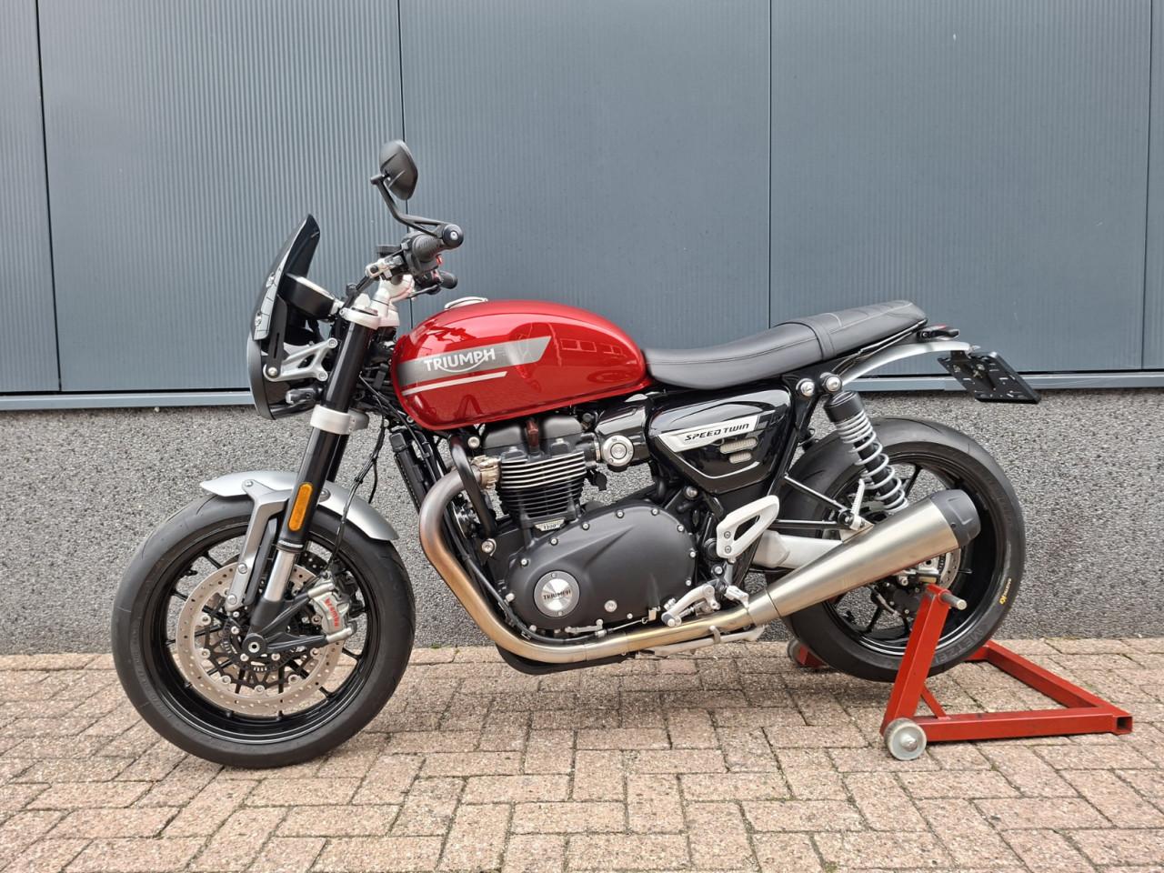 Triumph Speed Twin 1200