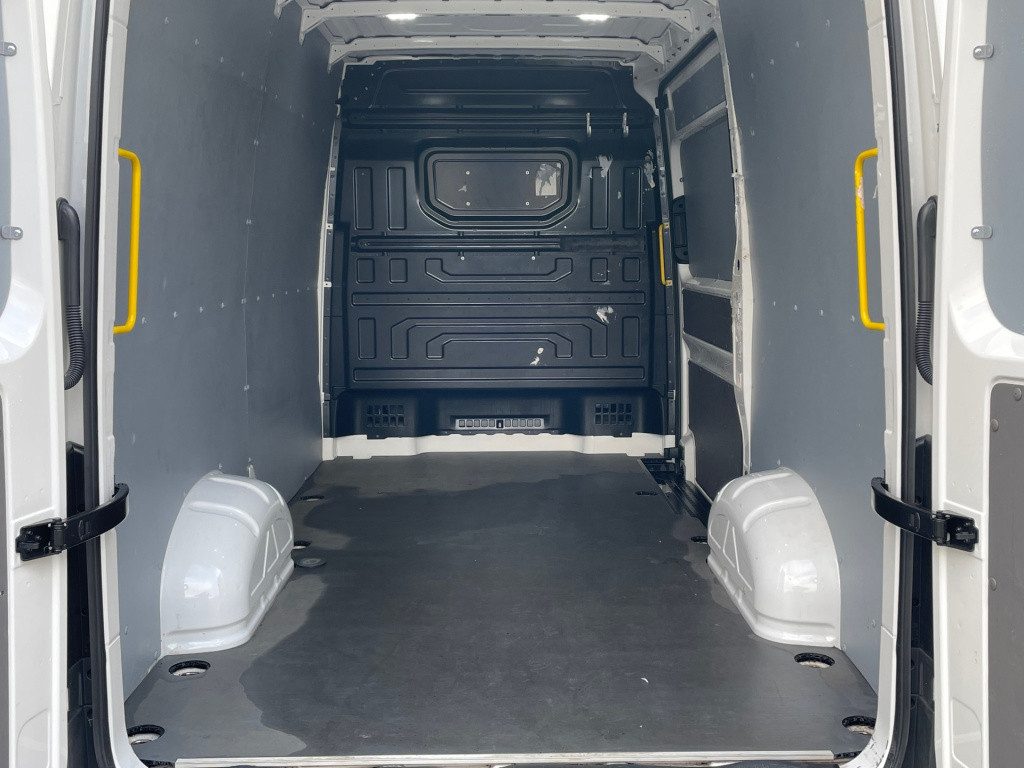 Volkswagen Crafter 30 2.0 tdi l3h3 highline