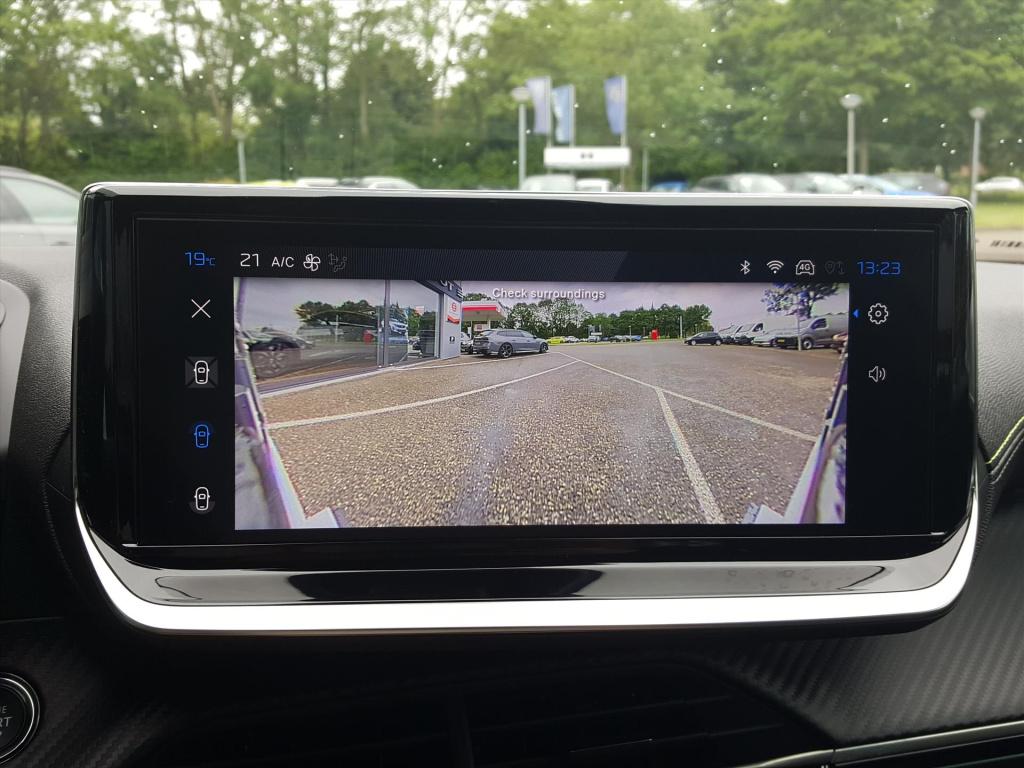 Peugeot E-2008 ev 54kwh 156pk gt |navi|bt|camera 360°|cruise&climate contro