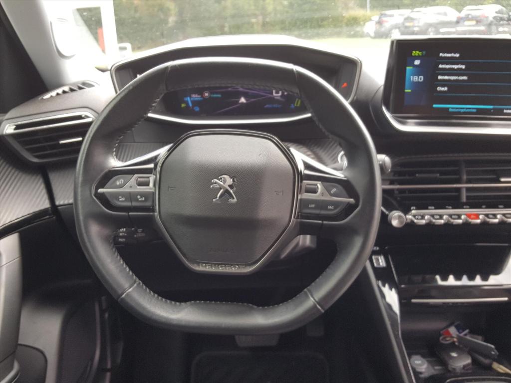 Peugeot E-2008 ev 50kwh 136pk allure pack apple carplay &android auto | nav