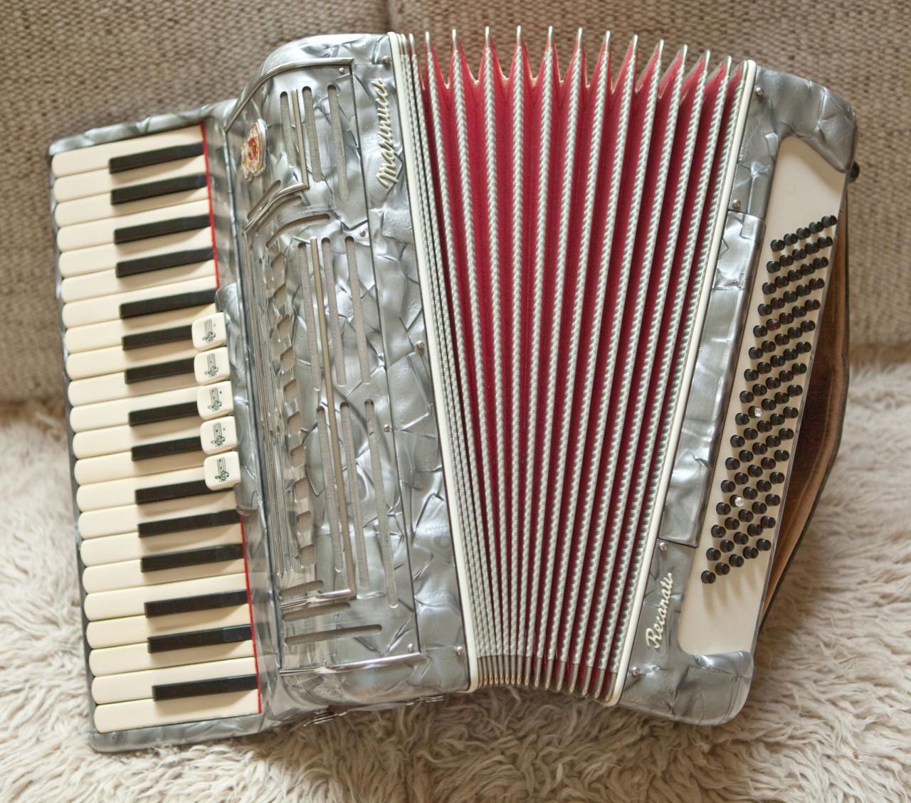 Italiaanse Marinucci accordeon 80 bas