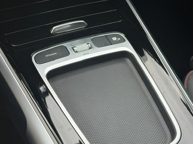 Mercedes-Benz Glb 200 amg line premium plus l panoramadak l mbux l multibea