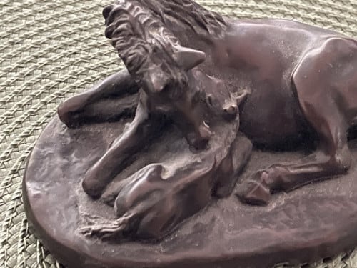 Paard met veulen beeldje