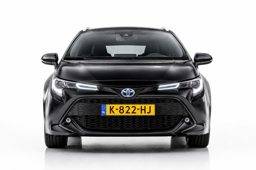 Toyota Corolla Touring Sports 1.8 hybrid | camera | stoelverwarming | apple