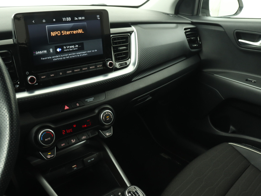 Kia Stonic 1.0 t-gdi mhev gt-line | stuur- en stoelverwarming | navigatie |