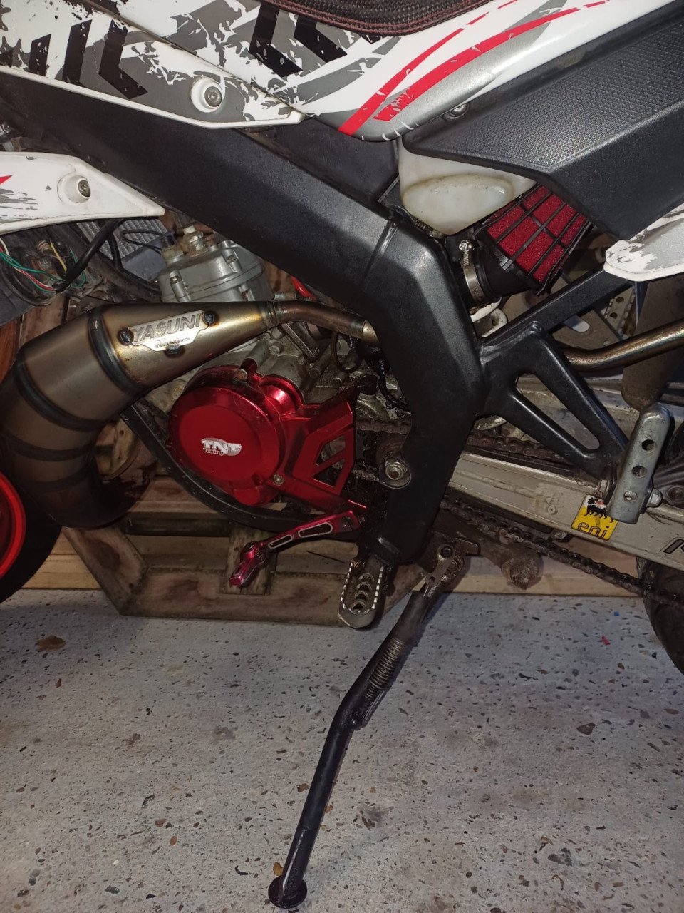 Derbi drd racing