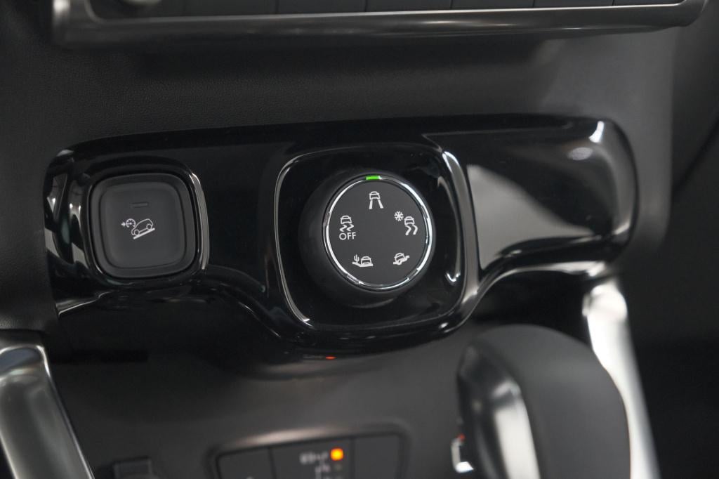 Citroen C3 Aircross puretech 130 eat6 max | allseason banden | parkeersenso