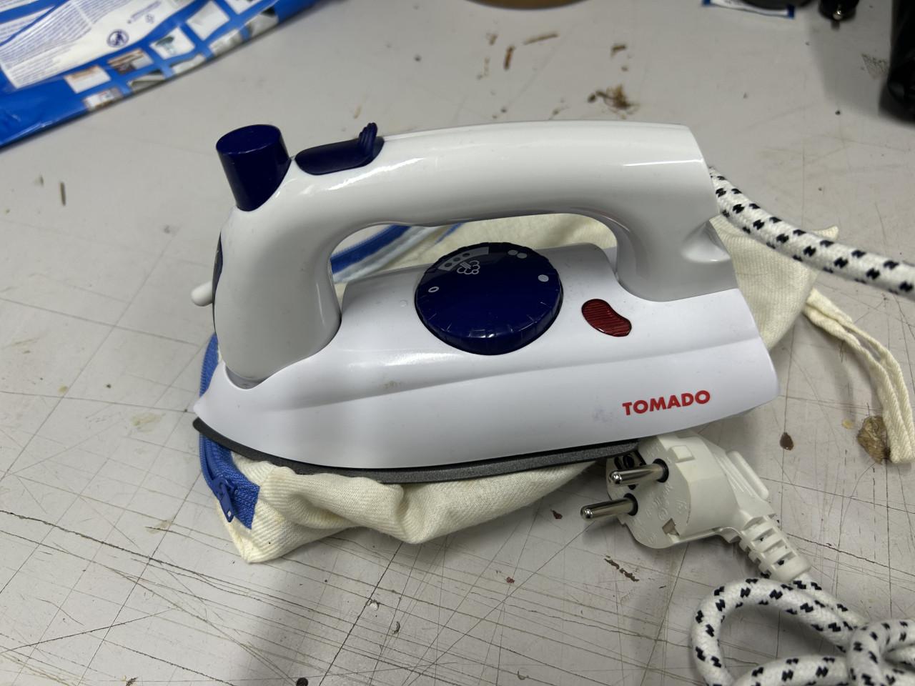 Tomado reisstrijkijzer, nieuw