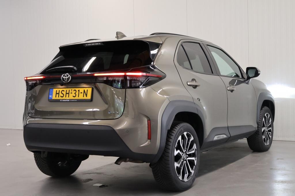 Toyota Yaris Cross 1.5 hybrid 115 first