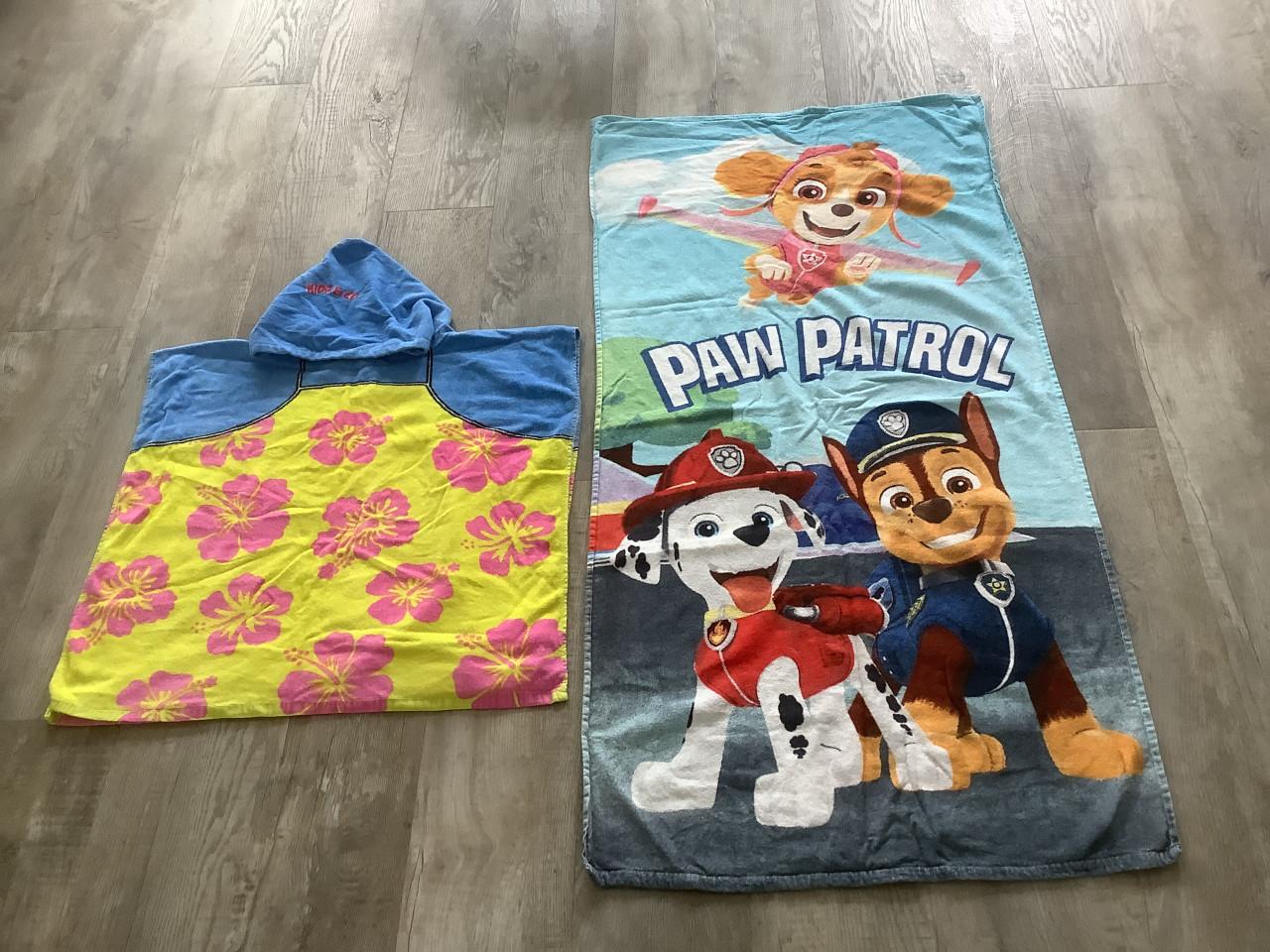 Handdoek Poncho met capuchon + Paw Patrol Badlaken