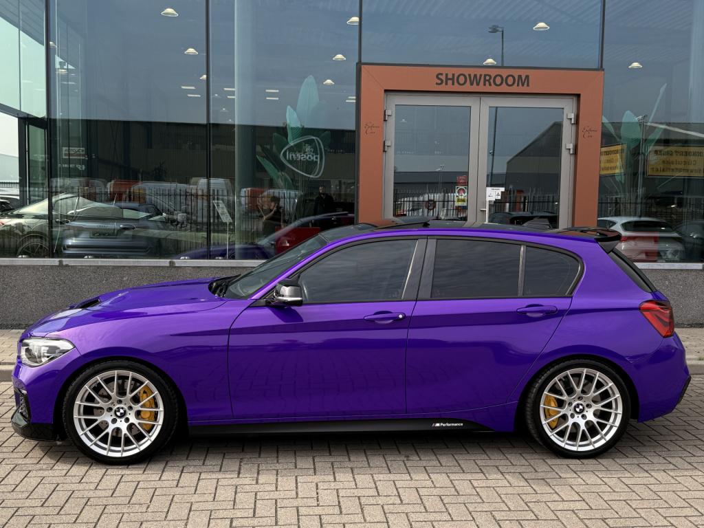 BMW 1 Serie m135i m-performance | schuifdak| navi | cruise | performance ui