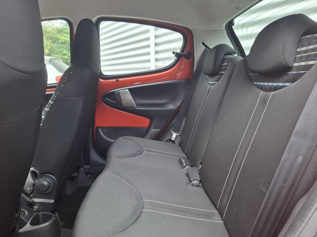 Citroen C1 1.0i 12v collection 5-drs airco/bluetooth/led