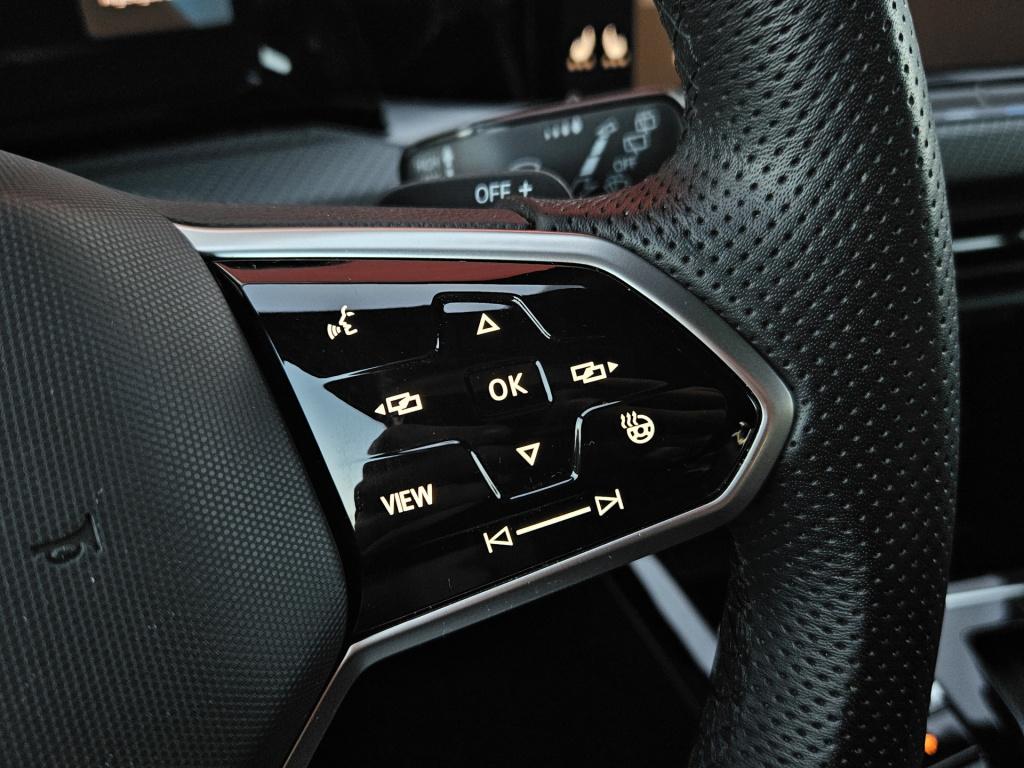 Volkswagen Golf 1.5 etsi r-line business | iq light | h/k | elek. trekhaak 