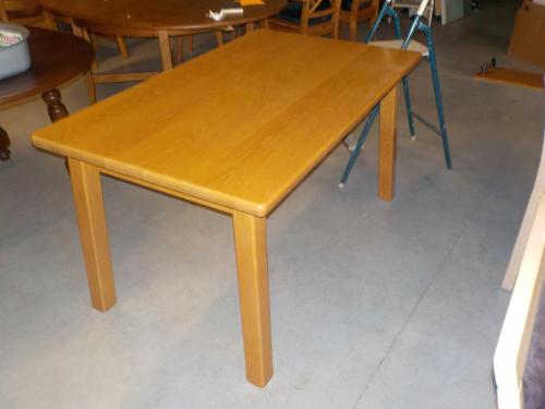 Massief blank eiken eettafel 80 x 140 cm in goede staat