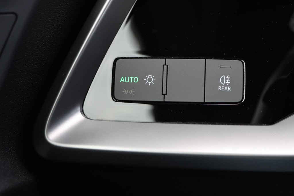 Audi A3 sportback 30 tfsi pro line