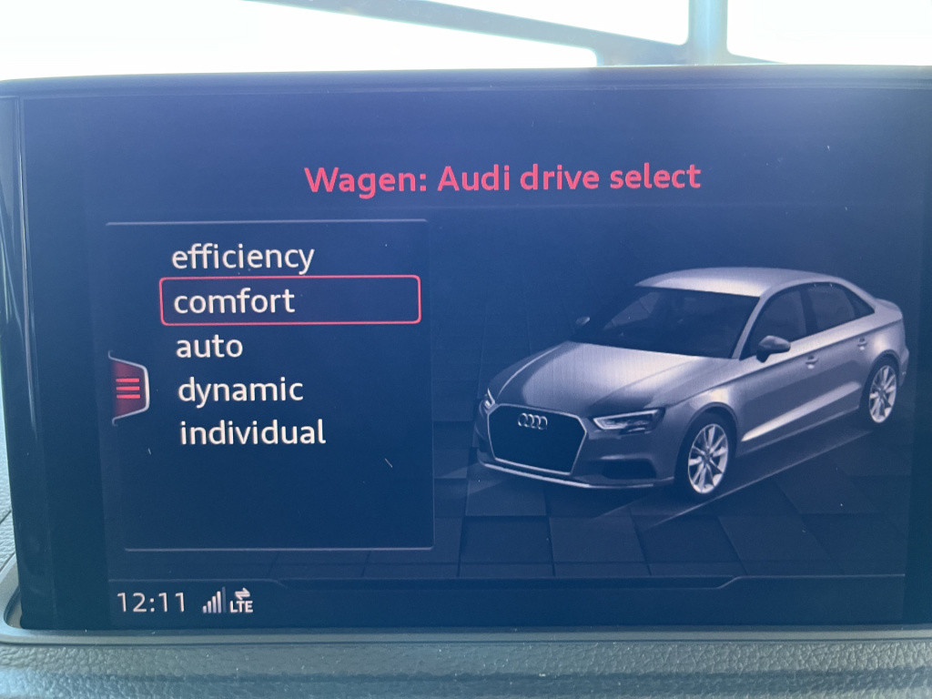 Audi A3 limousine 1.5 tfsi cod sport s line edition nl auto