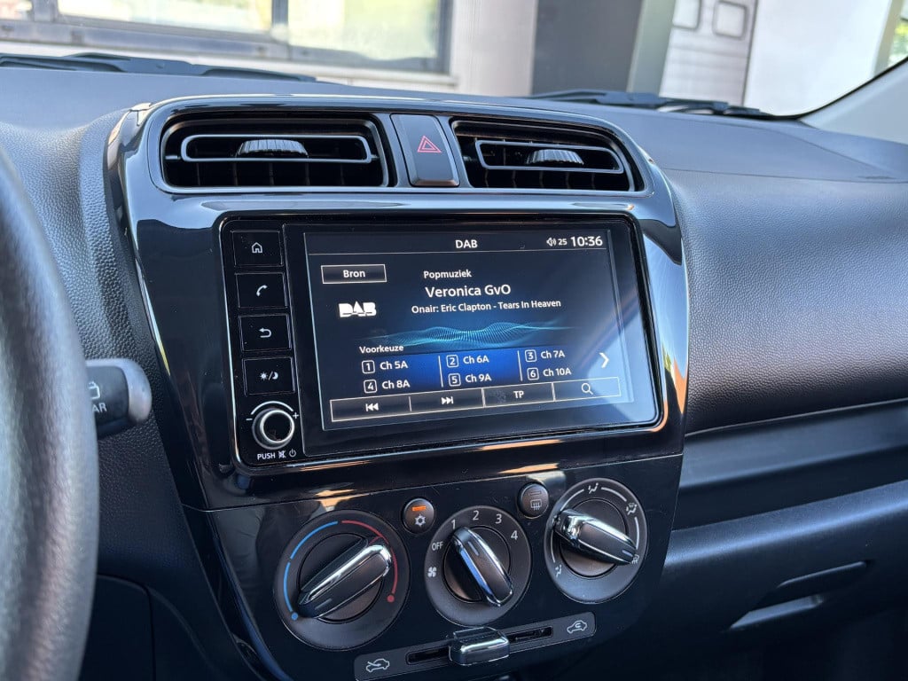 Mitsubishi Space Star 1.2 connect+ | apple carplay/android auto | aircondit