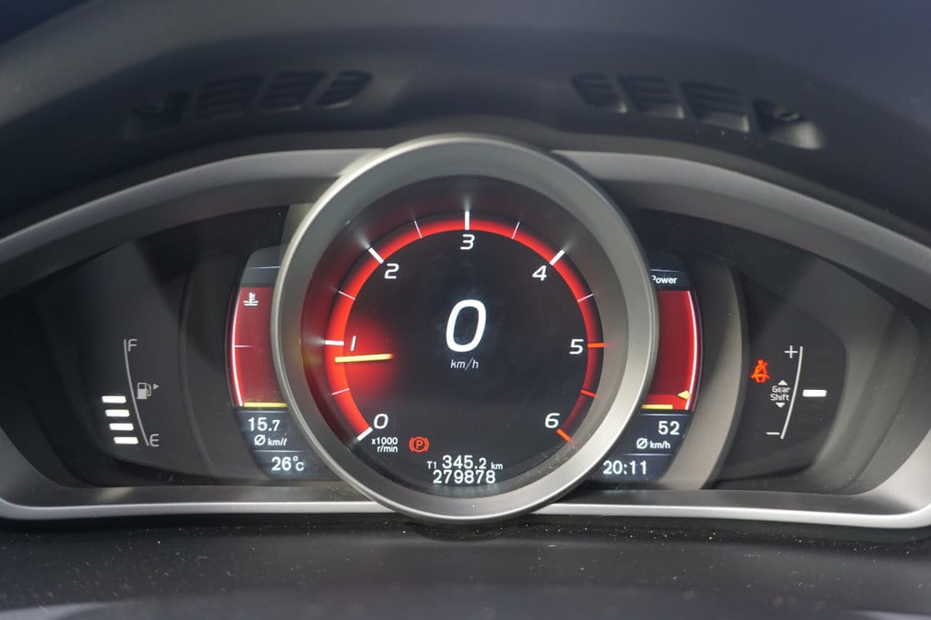 Volvo V40 2.0 d2 ocean race business airco / navi / camera / leder / cruise
