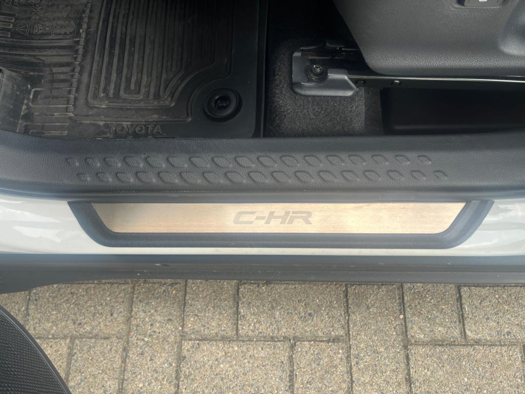 Toyota C-hr 1.8 hybrid style|jbl|rijklaar