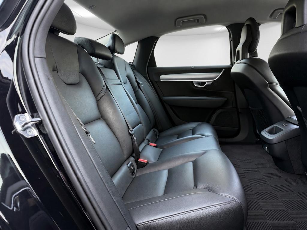 Volvo S90 2.0 t6 awd momentum+