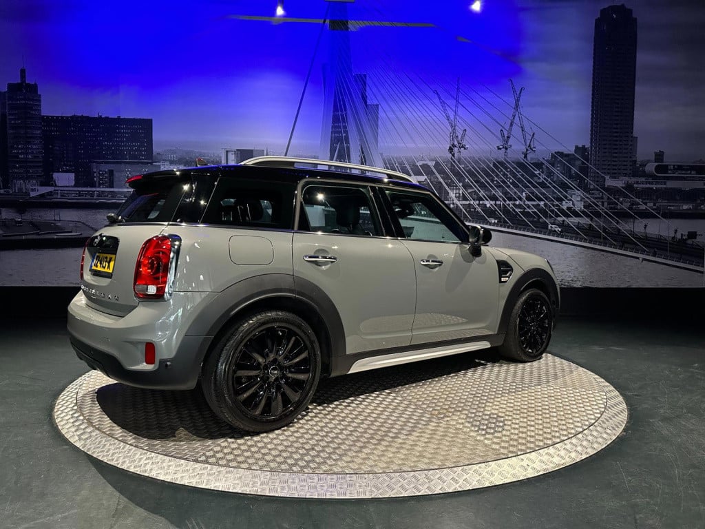 Mini Countryman mini 1.5 cooper business edition *origineel nederlands*