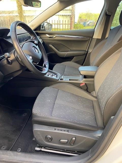 ŠKODA OCTAVIA COMBI 1.5 TSI e-TEC Business Edition Plus