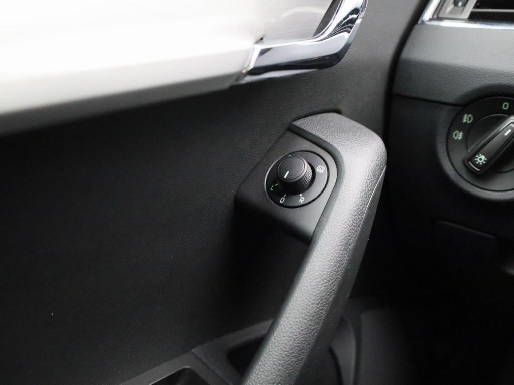 Skoda Octavia combi 1.0 tsi greentech business edition | climate control | 