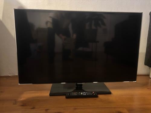 Samsung 40 inch Full HD LCD TV