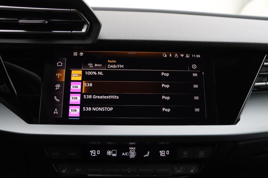 Audi A3 sportback 40 tfsi e s edition 204pk s-tronic