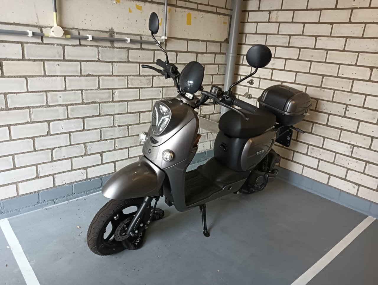 Te koop: Elektrische (snor)fiets Senzo Gener - Slechts 670 km!