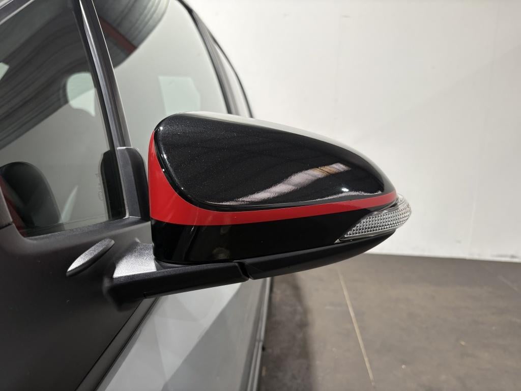 Toyota Yaris 1.5 hyb. gr sport