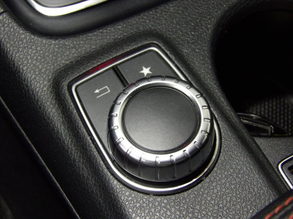 Mercedes-Benz A-Klasse a180 122pk 7g-dct business solution amg