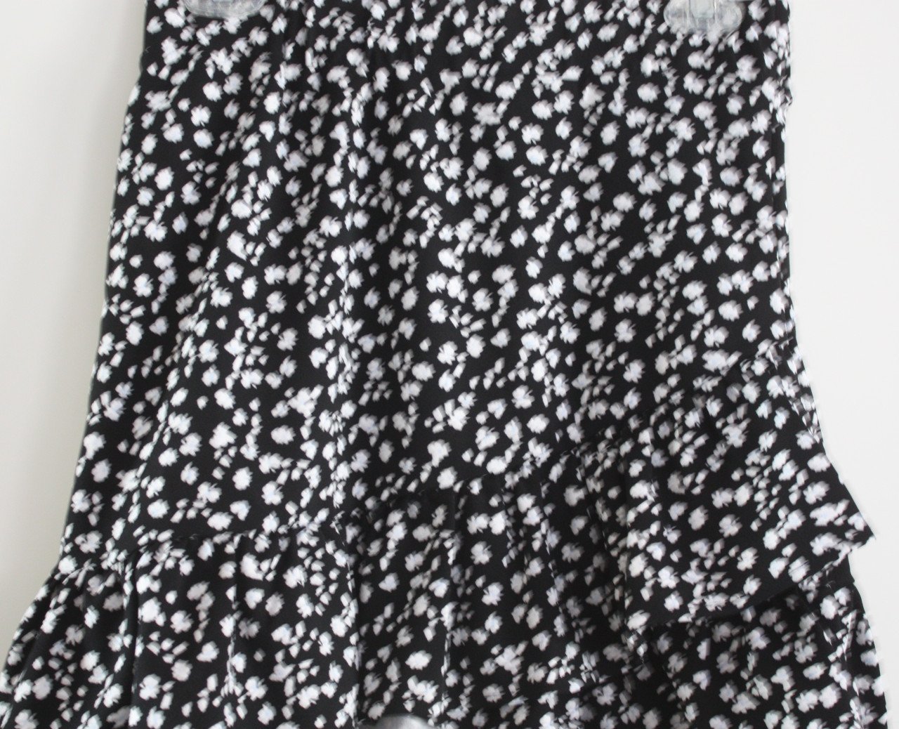 Zwart rokje met witte bloemen print maat s
