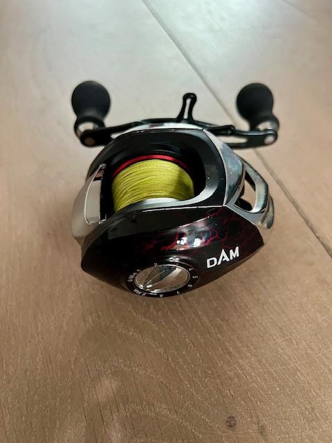 Mooie reel set voor het vissen op roofvis.