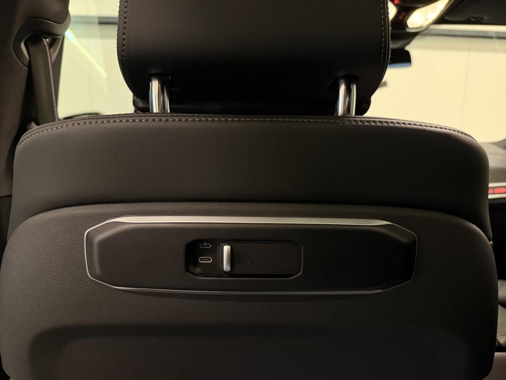 BMW X5 xdrive50e m-sport | carbon | pano | memory | stoelverwarming / verko