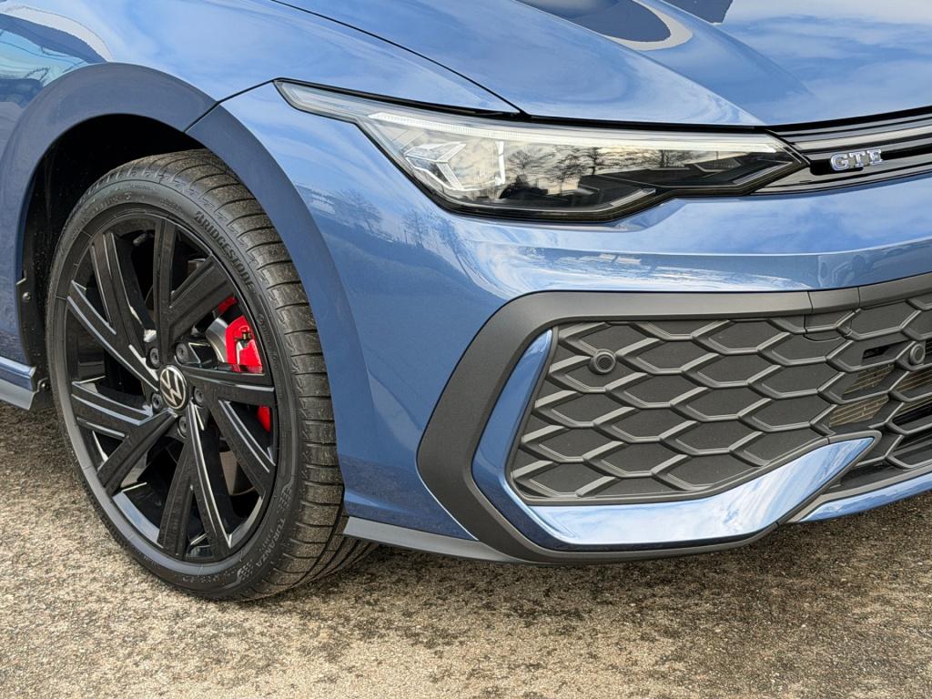 Volkswagen Golf 1.5 ehybrid gte 272pk | black style | iq light | camera | h