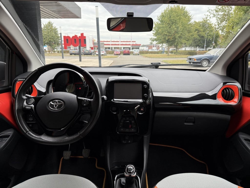 Toyota Aygo 1.0 vvt-i x-clusiv