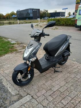 Nieuwe scooter Kymco Agility