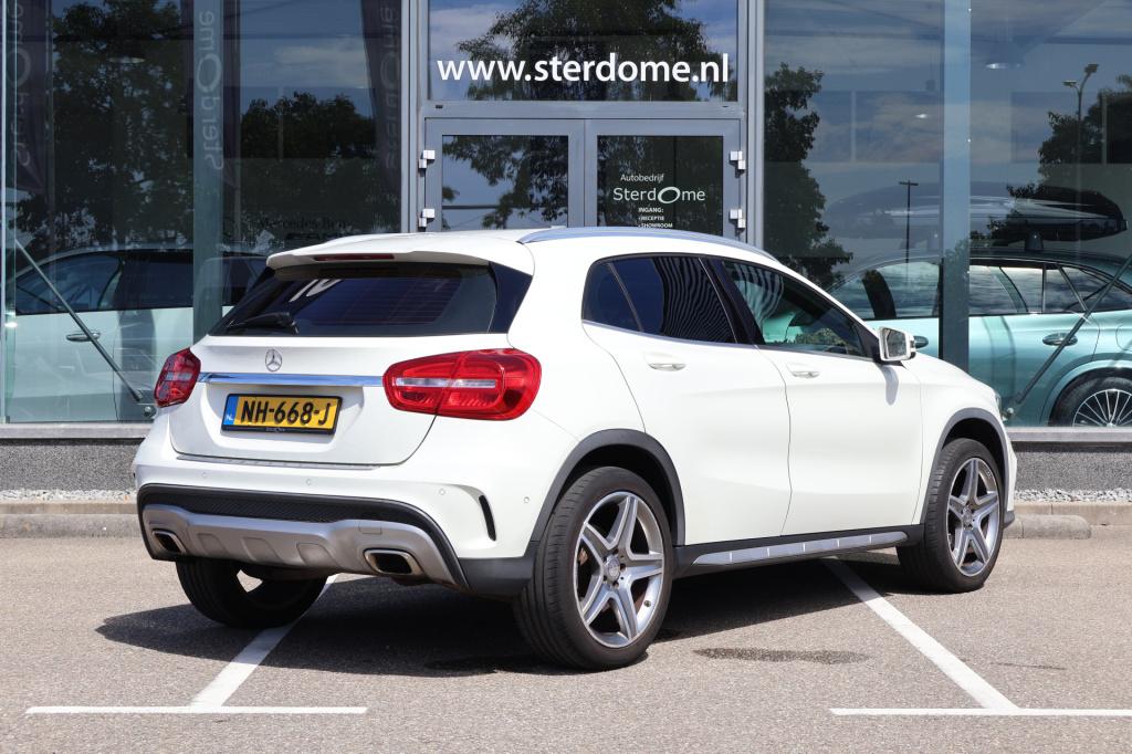 Mercedes-Benz Gla-klasse 200 ambition amg 157 pk i automaat i stoelverwarmi