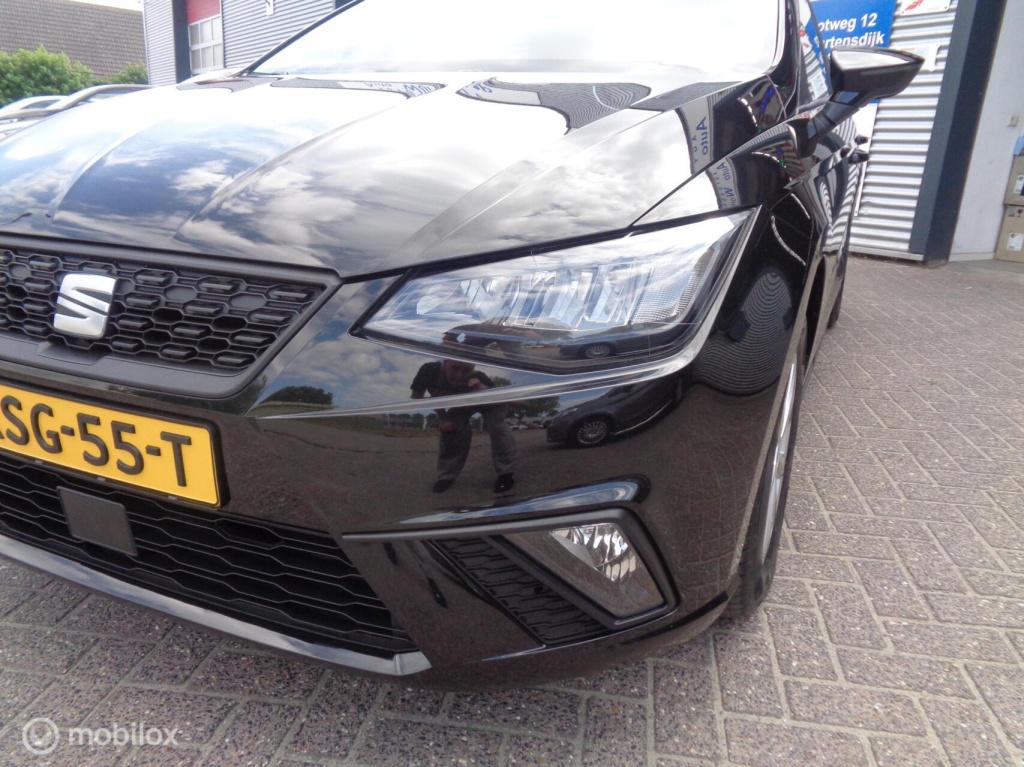 Seat Ibiza 1.0 mpi style/airco ecc/led/lm velgen/pdc/apple carplay/full lin