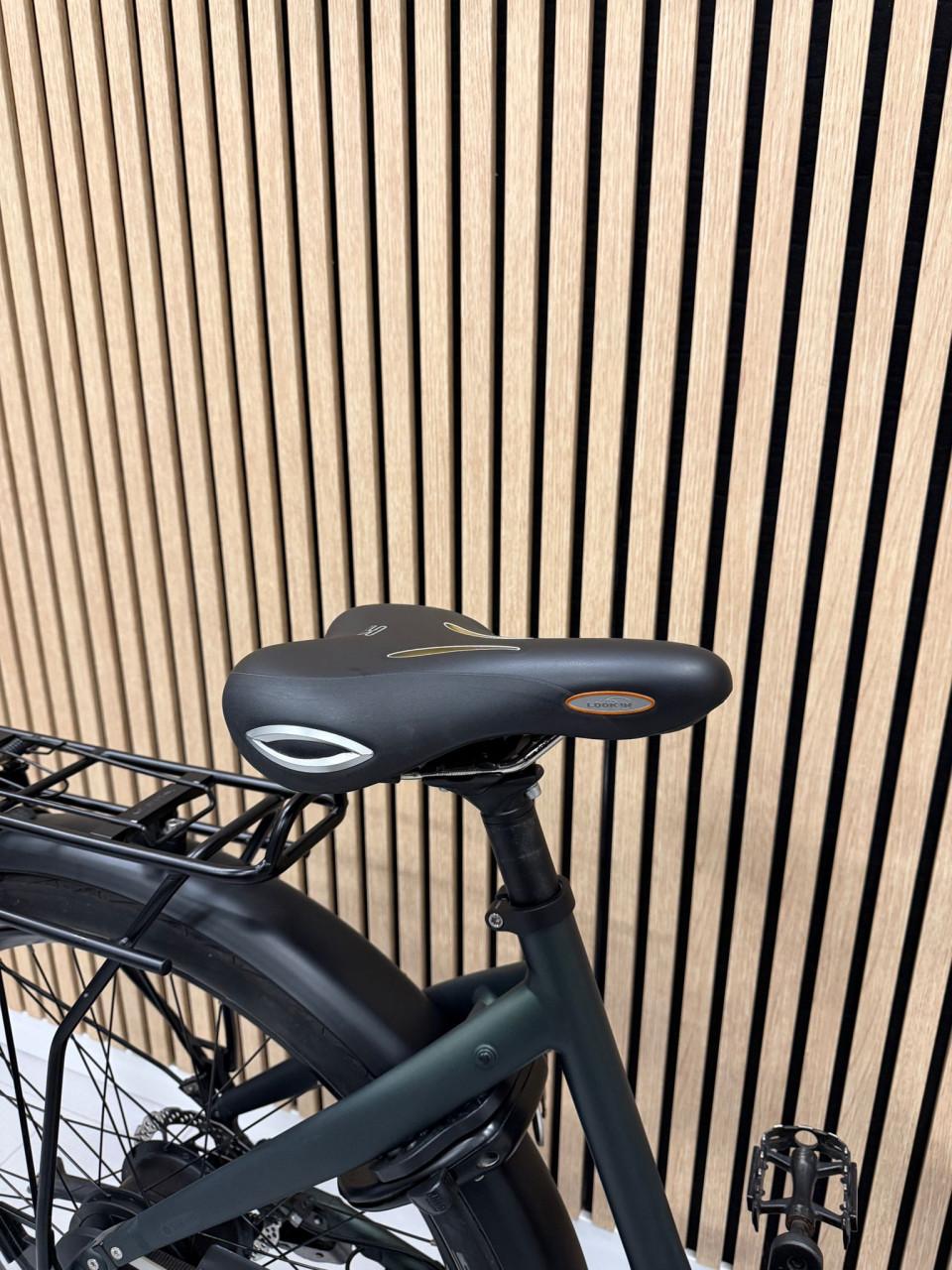 Velo de Ville Bosch Active Line Plus 50CM 7665KM 625WH Belt