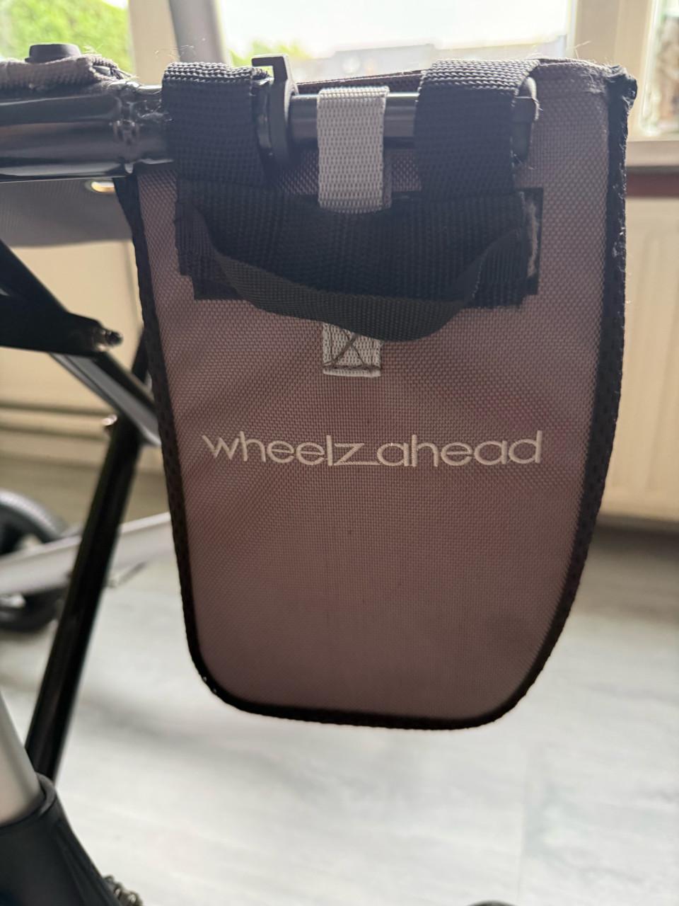Te koop Wheelz.ahead rollator Licht, stijlvol en comfortabel