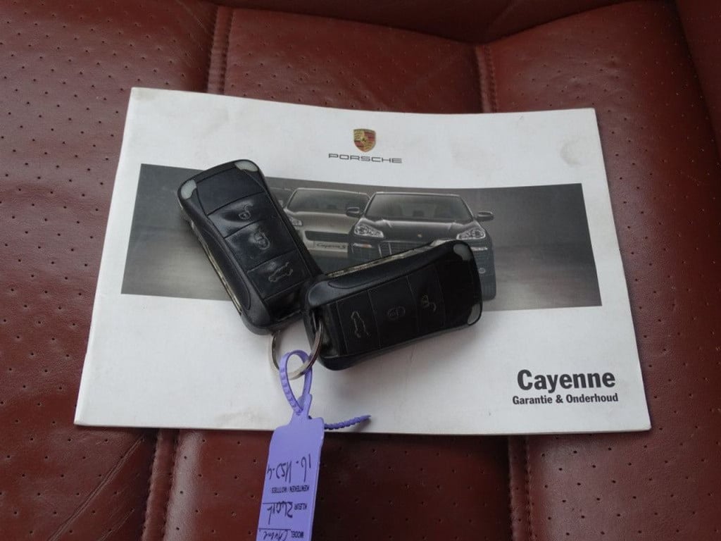 Porsche Cayenne 4.8 turbo 500pk | pano