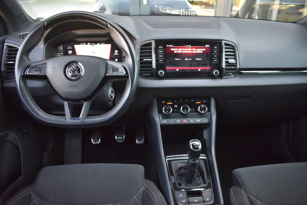 Skoda Karoq 1.5 tsi act sportline | nap | camera | stoelverwarming | apple 