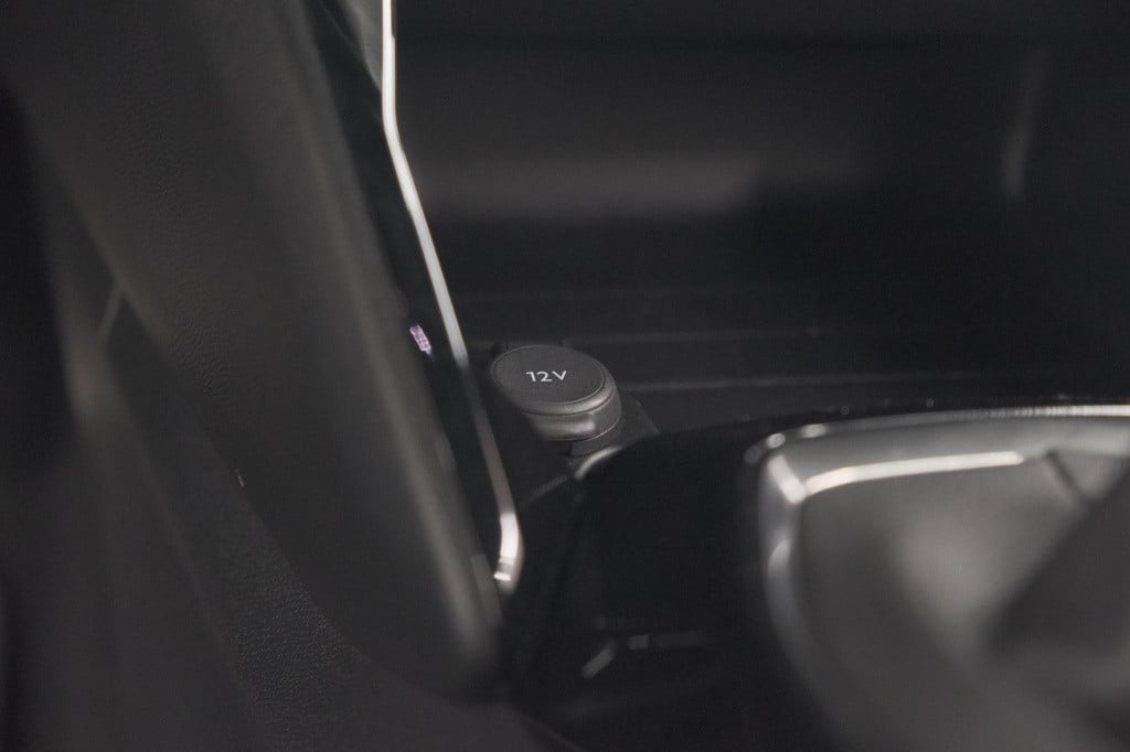 Peugeot 208 puretech 100 gt | camera | apple carplay | parkeersensoren