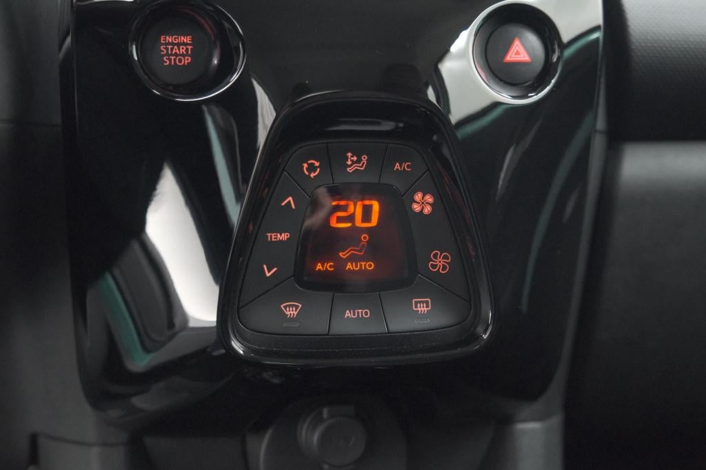 Citroen C1 1.0 vti shine | automaat | apple carplay | climate control | key