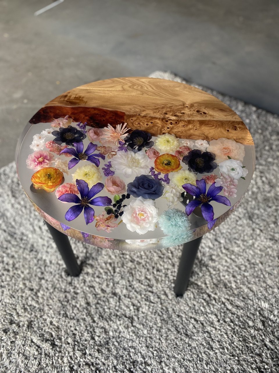 Epoxy bijzettafel